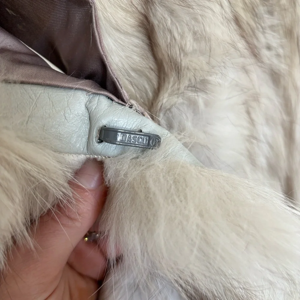 Elegant Cream Fur And Leather DASCO Coat - Picture 9 of 9